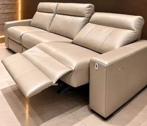 Sofá automatizado couro natural · 2,90 m da WJ Design